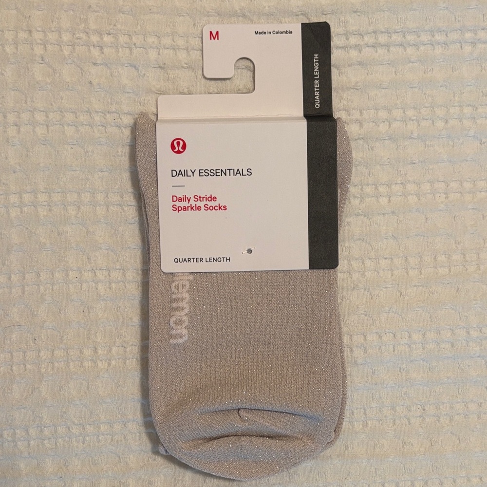 NWT Lululemon Sparkle Quarter Socks